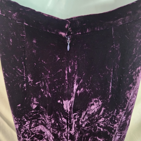 Watters and Watters Vintage 80s Luxurious Crushed Purple Velvet Pantsuit Set - Picture 4 of 14
